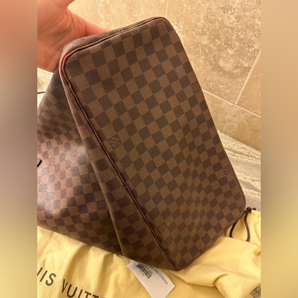 Louis Vuitton Neverfull - MM - Picture 6 of 16